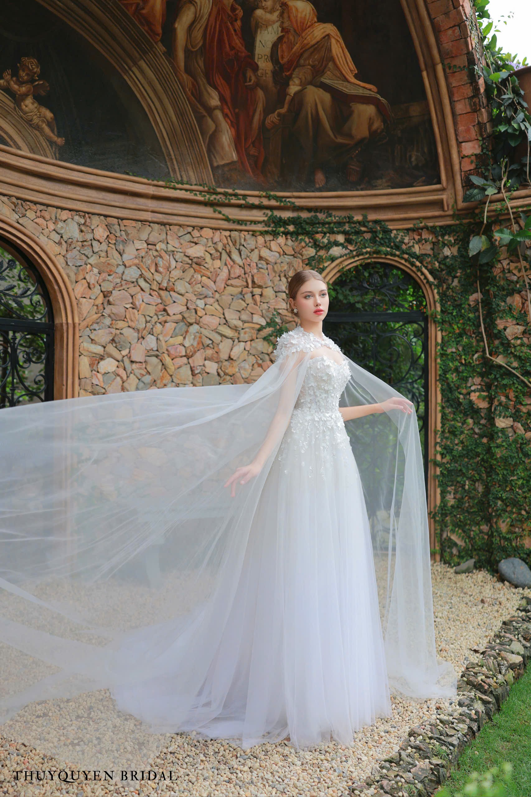 Wedding beauty styling